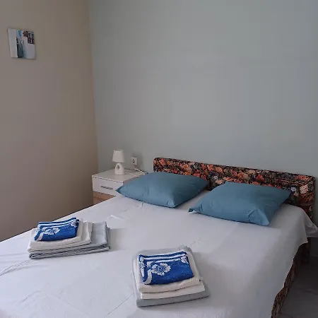 App Losinj 아파트 *